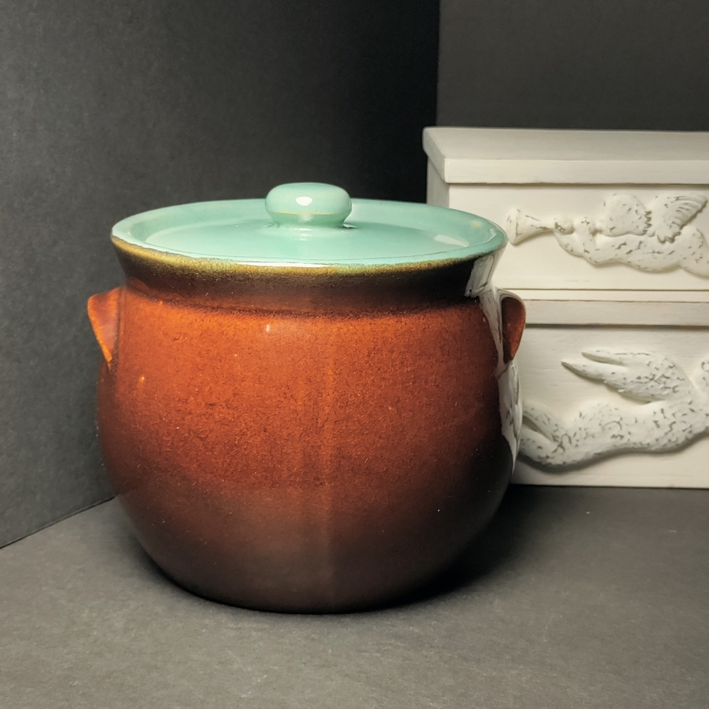 POTTERY BEAN POT⭐